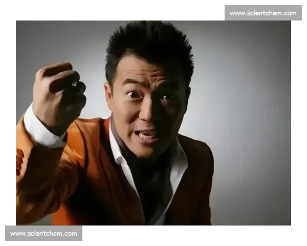 黄健翔激情解说尤文对皇马激战全程，回顾经典瞬间与精彩点评
